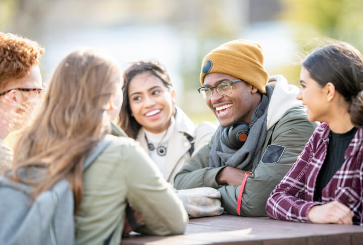 how-to-make-friends-in-college